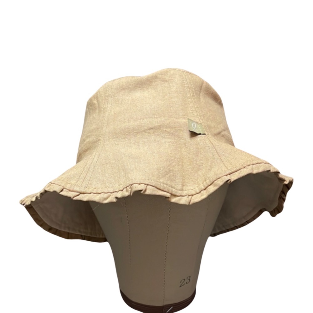 Reversible Linen Ruffle Hem Bucket Hat - Picture 3 of 10